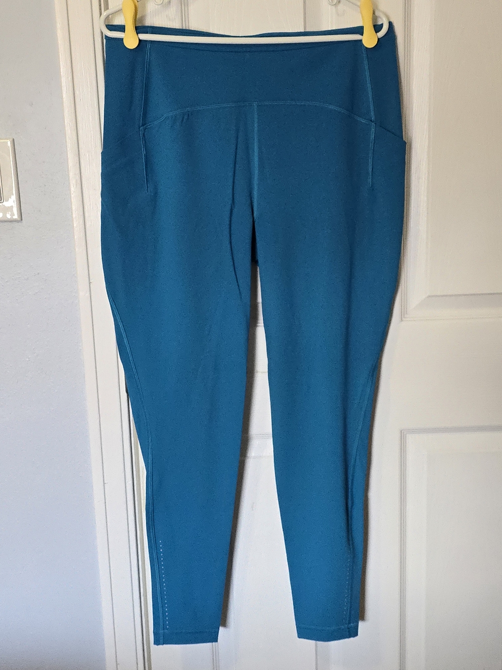 LULULEMON Swift Speed High Rise, 28" Inseam, Size 14, Hawaiian Blue, NWOT